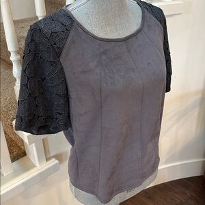 Nwot. Lynde  velvet/lace top
